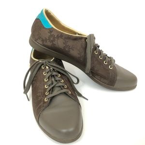 Adidas Womens Sleek Series Sneakers Sz 9.5